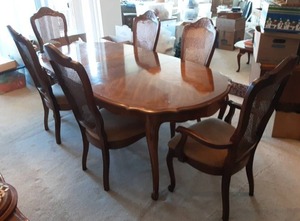 lot 1 image: Bernhardt Furniture Company Dining Collection