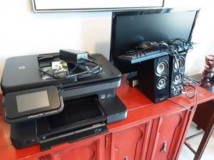 lot 31 image: HP Photosmart 7520 Printer, Creative Speakers, & Samsung Monitor With Keyboard