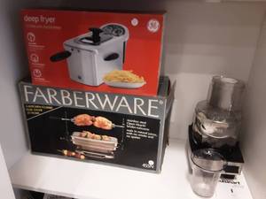 lot 55 image: Cuisinart Food Processor, Farberware Broiler Rotisserie & GE Deep Fryer