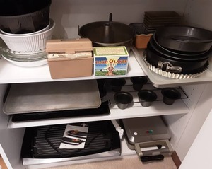 lot 57 image: Contents Of 3-Shelves Cookware, Bakeware, Wolfgang Puck Reversible Griddle Grill