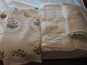 lot 68 image: Crosstitch Needlework Comforter, Down Comforter & Coverlet (Includes Tote With Lid
