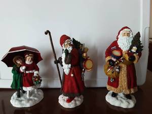 lot 151 image: Pipka Simple Pleasures Santa, Knock Knock Santa, Umbrella Girls