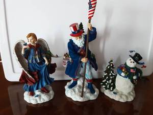 lot 165 image: Pipka Patriotic Santa, Jennifer-Angel Of Feathered Friends, Felix-The Snowman