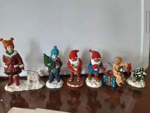 lot 169 image: Pipka Wee Lass, His Christmas Treasures, 2-Jul Tomte, Little Starlight Angel, MS Bunny
