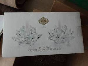 lot 173 image: Set Of 2-Crystal Lotus Candle Holders & Crystal Trees (Need Repair)