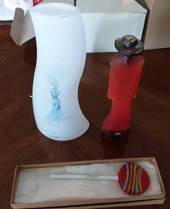 lot 175 image: Art Glass 2-Kosta Boda, 1-Tommasi