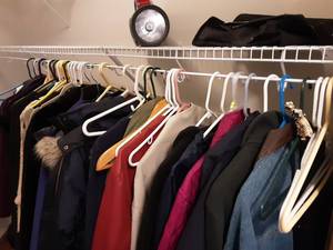lot 185 image: Contents Of Entry Closet LXL Jackets & Flashlight
