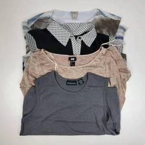 NEW 4 Women Tops (1) Size 3 Easywear By Chicos (1) Medium Bridgetown Collection (1) Small H&M (1) X-Large AGB Blouse NEW