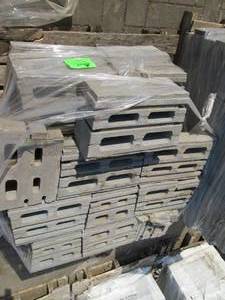 Pallet of mostly 90 mm Brandon wall...