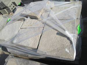Approx 70 wetcast 3 pc cap  stepp...
