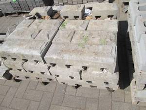 28 Pieces 8 x 24 Fieldstone sierr...