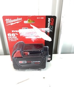 lot A272 image: Milwaukee M18 Battery