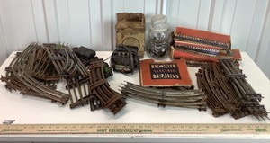 lot 1226 image: 1950s Lionel Trains