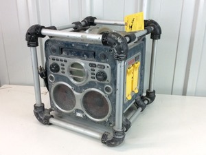 lot 107 image: Bosch Power Box Radio