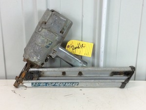 lot 106 image: Clip Head Nailer