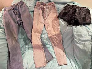lot 5 image: 2 PAIR JEANS and a pair of Levis s...