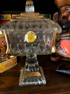 lot 59 image: Crystal candy dish trimmed in 22 Kt...