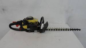 lot 23 image: John Deere Hedge Trimmer