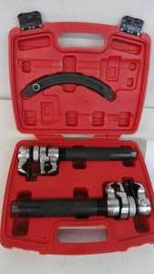 lot 37 image: Universal Coil Spring Compressors