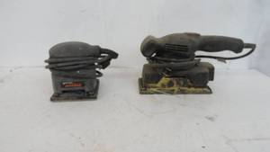 lot 41 image: Black & Decker 2 Electric Sander