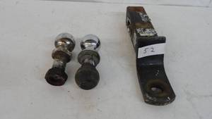 lot 52 image: Receiver With 2 Balls