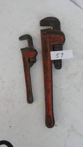 lot 59 image: 2 - Ridged Pipe Wrenches