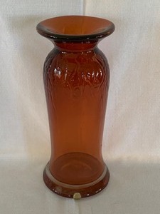 lot 21 image: Gorgeous Cinnamon Colored Signed Art Glass Vase