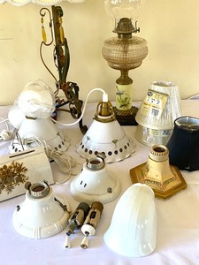 lot 33 image: Vintage Lamps and Ceiling Fixtures