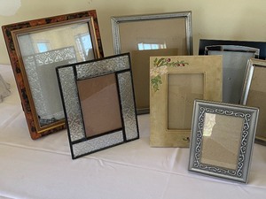 lot 62A image: Decorative Picture Frames
