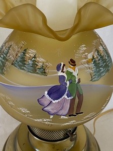 lot 66 image: RARE Fenton Star of Wonder Hand Painted Lamp