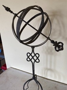 lot 141 image: Metal Yard Art Figurine