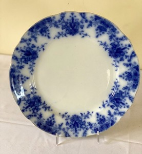 lot 163 image: Flow Blue Items (8 pieces)