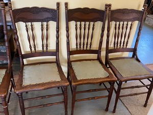 lot 183 image: Four Oak Pressed Back Chairs for Repair