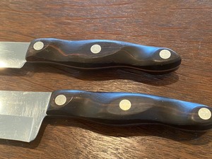 lot 205 image: Two Cutco Knives