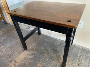 lot 231 image: Birch Top School Desk