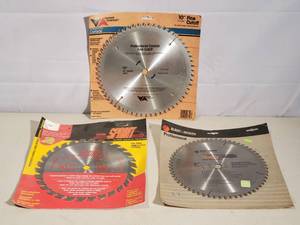 lot 261 image: Brand New (2) 9 Saw Blades & (1) 10 Professional Carbide Saw Blade