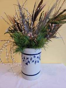 lot 310 image: Lovely Vase & Crock Collection