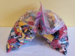 lot 312 image: Lego  Assortment