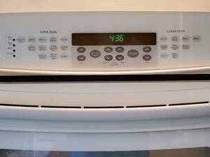 lot 408 image: Kenmore Elite Series Upper & Lower Oven