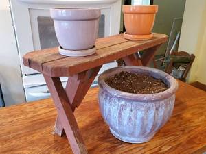 lot 410 image: Small Rustic Wooden Garden Bench & (3) planters