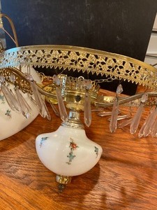 lot 396 image: Vintage Hanging Light Fixture