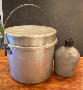 lot 398 image: 1940s Boy Scout Camping Kit and Canteen