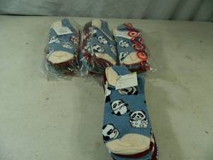 lot 118 image: 24 New Pair of Socks