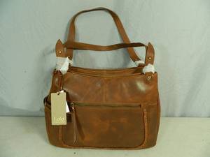 lot 6 image: New Bolo Saddle Purse