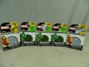 lot 18 image: 5 New Marvel Series 1 Amazing Putty
