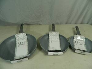 lot 23 image: 3 New Elle Gourmet Fry Pans