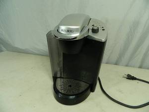 lot 31 image: Kuerig Coffee Maker