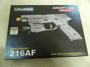 lot 33 image: New Airsoft Pistol