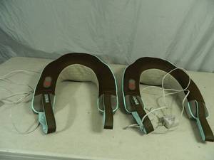 lot 36 image: 2 Homedics Heated Neck Massagers