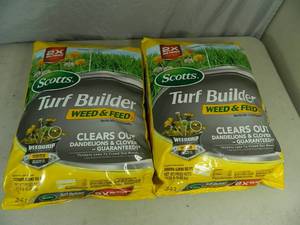 lot 72 image: 2 Bags Scotts Turf Builder Weed & Feed